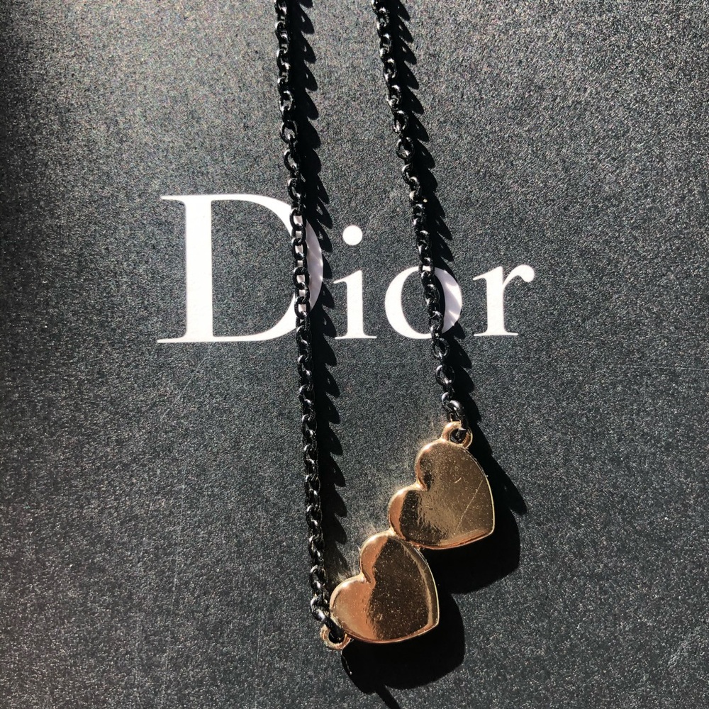 💰$5 WHEN BUNDLE💰 GOLD TWIN HEART NECKLACE